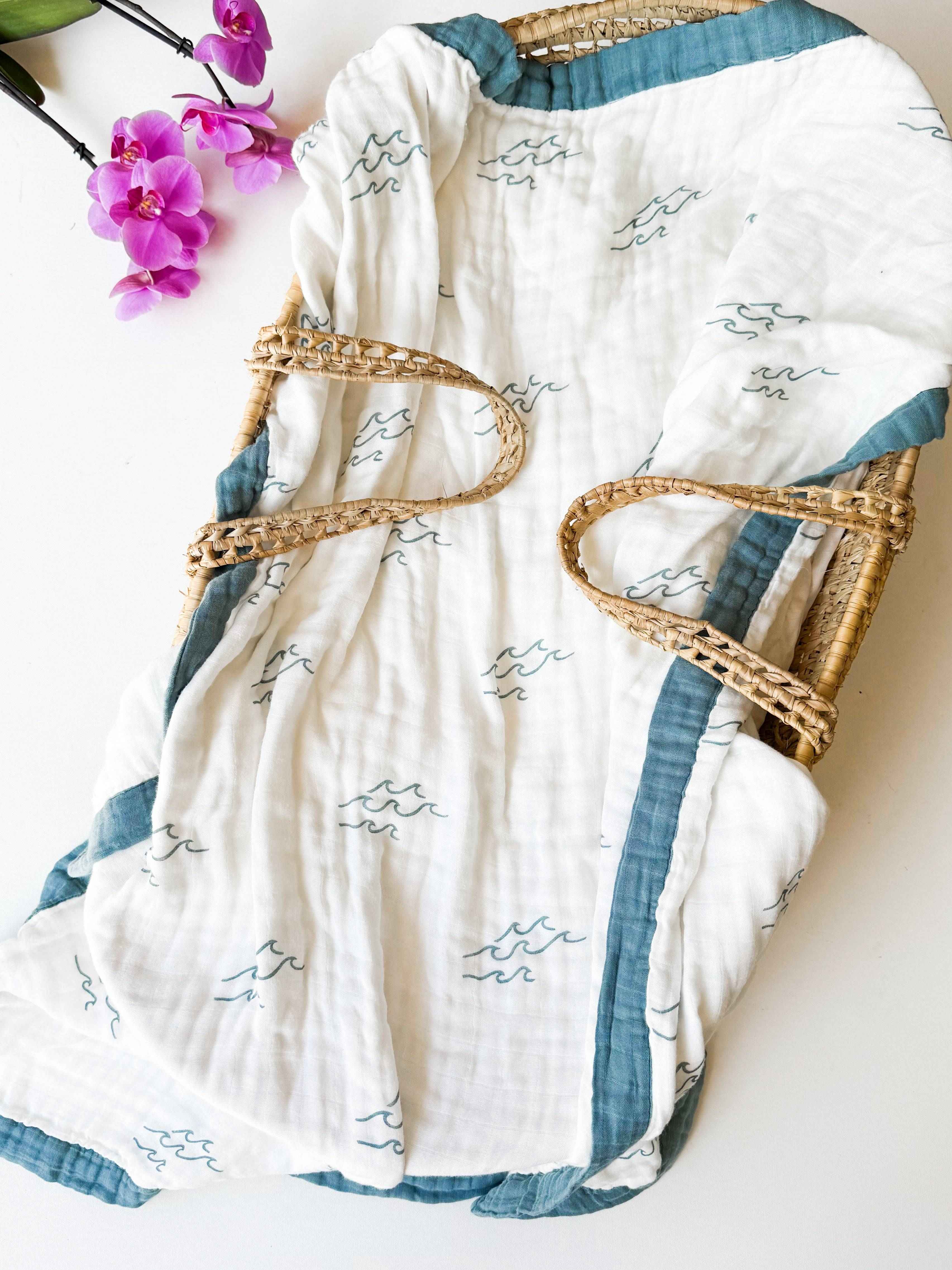 Simple Wave 6 Layer Organic Bamboo Muslin Blanket - Coca + B.