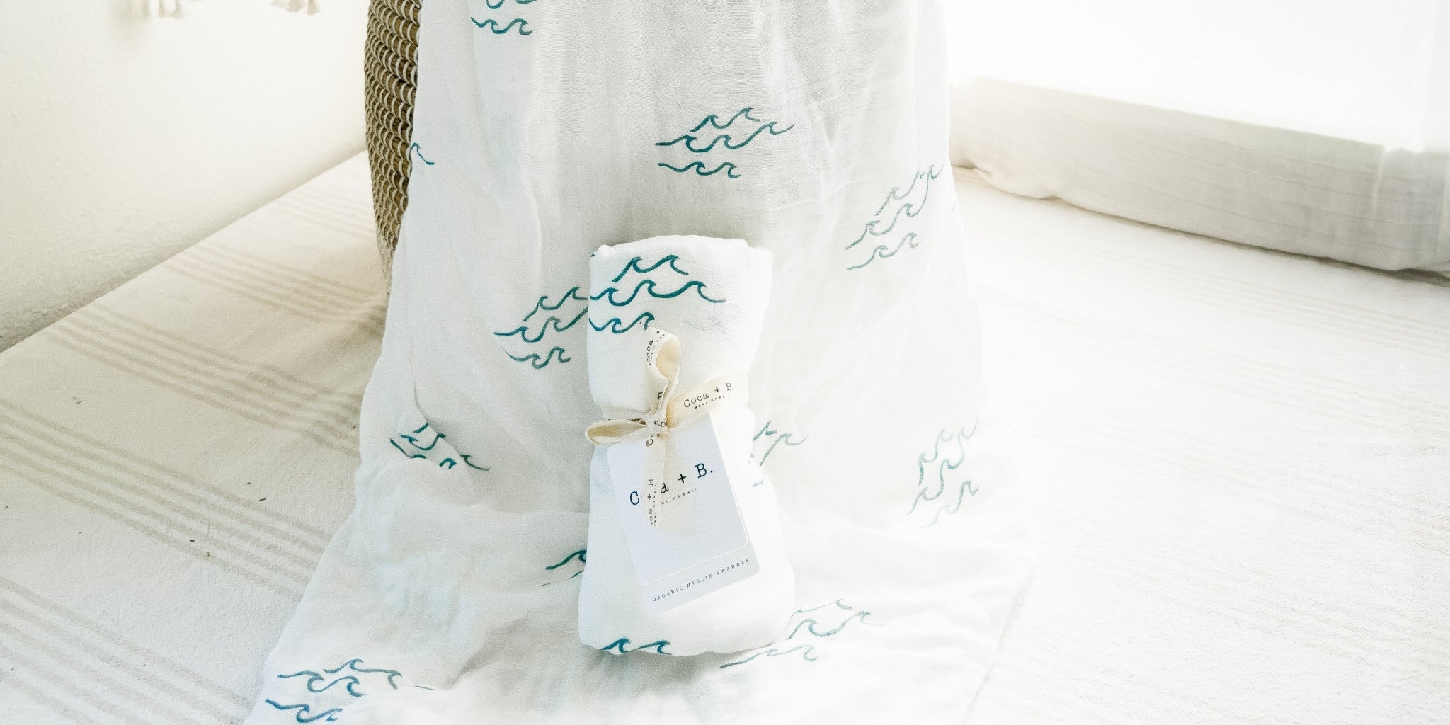 simple wave print muslin bamboo cotton muslin swaddle